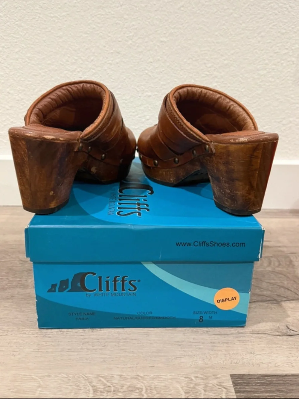 Size 7B Ariat Bridlespur Boho Leather Clog Heels Y2K